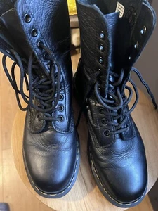Dr Martens Soft Leather Boots Black Size 7 EU 41. Good Condition. - Picture 1 of 7