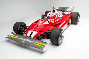 FERRARI FORMULA 1 (anni 1966-1980) MITICA E FAVOLOSA poster auto LA STORIA - Foto 1 di 2