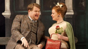 ONE MAN, TWO GUVNORS DVD, 2020 Broadway Play ~ James Corden, Rare PBS DVD - Picture 1 of 8