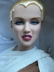 Tonner Tyler 2013 Marilyn Monroe en un sueño 16” muñeca de moda nueva completa Le500 - Imagen 1 de 12