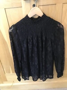 Cable and gauge Black lacy women's blouse with integrated lining, size medium - Picture 1 of 8