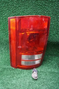 2008 2009 2010 DODGE CARAVAN RIGHT TAIL LIGHT OEM 05113204AB - Picture 1 of 4