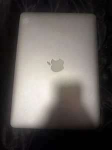 MacBook Air 13-inch Early 2015 OS Monterey - Afbeelding 1 van 4