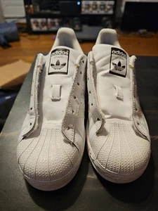 Adidas PCI 789002 pre-owned white iradescent low tops Womens Size 4 - Picture 1 of 7