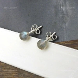 Round Natural Labradorite 925 Solid Silver Bezel Stud Elegant Earrings Jewellery - Foto 1 di 8
