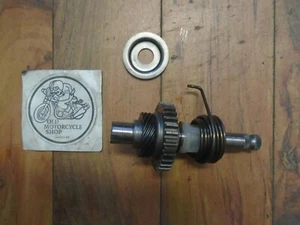 1978 SUZUKI DS 185 KICKSTART SHAFT ASSEMBLY - Picture 1 of 9