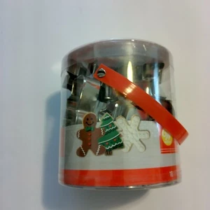 *BRAND NEW* Wilton 18 Piece Assorted Metal Christmas Holiday Cookie Cutter Set - Picture 1 of 6