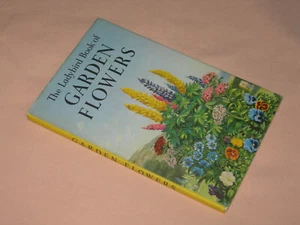 The Ladybird Book of Garden Flowers Nature Series 536 2/6 - Picture 1 of 4