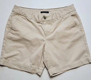 Tommy Hilfiger Women's Flat Front Beige Casual Chino Shorts Size 6 - Picture 1 of 7