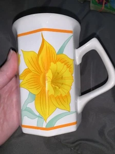 VTG Daffodils Flowers Coffee Cup Mug Stoneware Mount Clemens Pottery Octagon - Picture 1 of 7