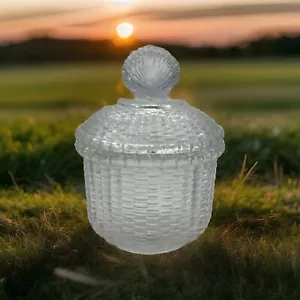 Reserved for Melissa Nantucket Basket Glass Canister Jar w/Scallop Shell Finial - Picture 1 of 6