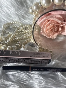New In Box Mary Kay Twist Up Lip Liner Medium Nude NOS  085795 - Picture 1 of 4