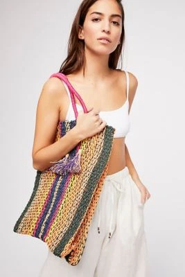 Bolso de Mano FREE PEOPLE para Mujer Nuevo con Etiquetas Riviera Arco Iris Borlas Tejido AGOTADO Foto 1 de 4