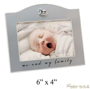 Me and My Family' Photo Frame -Christmas, Birthday Gift {CLEARANCE} - Picture 1 of 1