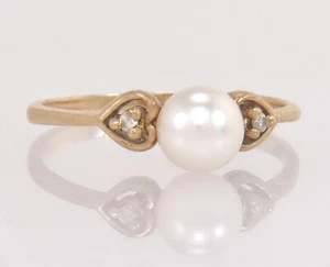 Vintage Magic Glo Genuine Diamond & Pearl 5.5mm 10K Yellow Gold Ring Size 6.25 - Picture 1 of 5