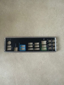 Motherboard backplate - may fit several motherboards - Zdjęcie 1 z 2
