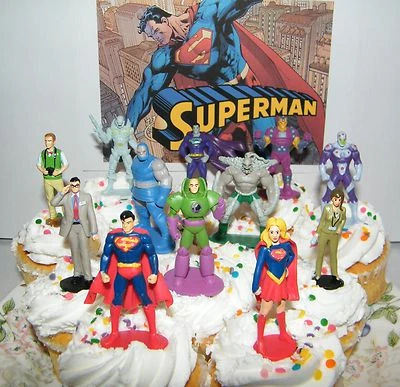 Juego de 13 adornos para pasteles Superman con Super Girl, Jimmy Olsen, Doomsday More! Foto 1 de 4