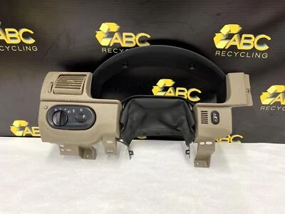 Cuadro de instrumentos Ford Explorer 2003 bisel con interruptor de faros Foto 1 de 4