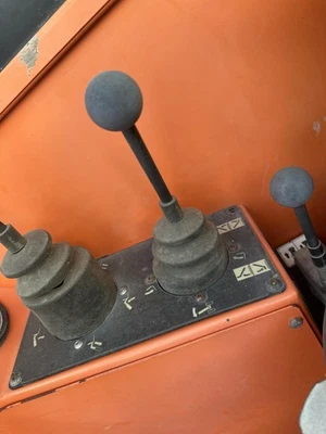 Controles Skytrak 6042 - Usados Foto 1 de 3