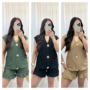 Nuevo chaleco y pantalones cortos de tela de queso con botones dorados para mujer Co-Ord - Imagen 1 de 15