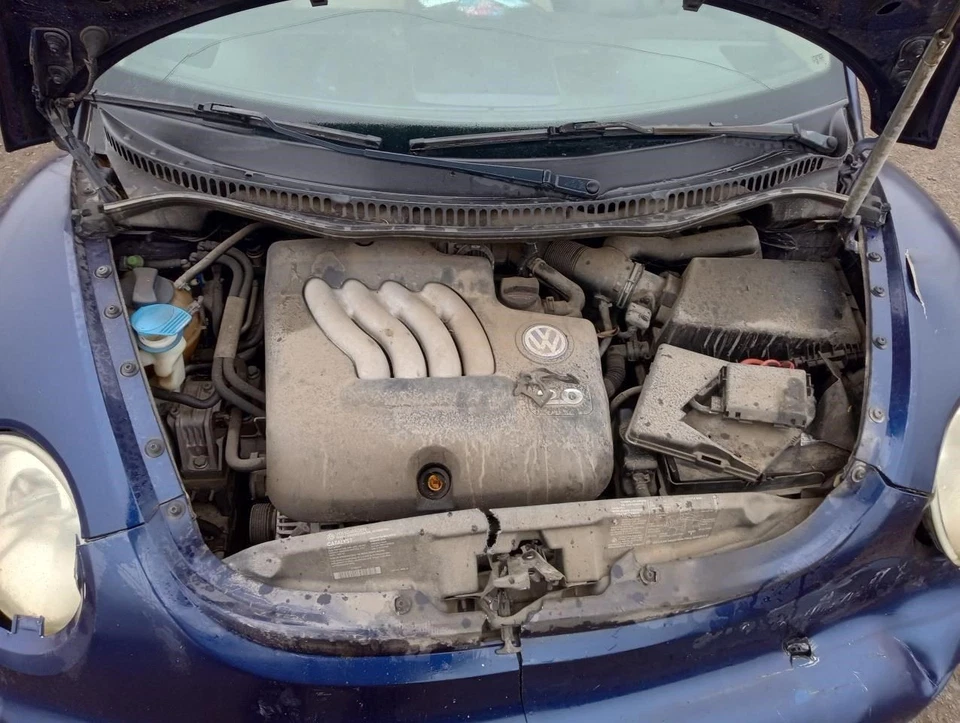 Engine ECM Electronic Control Module 2.0L Engine ID Avh Fits 02 BEETLE 27152837 - Imagem 1 de 4