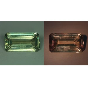 3.24 Cts_Dream Collection_100 % Natural Unheated Color Change Diaspore_Turkey - Foto 1 di 5