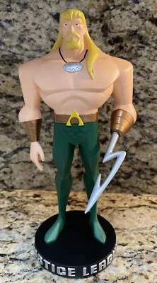 Maquete/estátua animada Aquaman Justice League DC Direct Superman 2186/4500 na caixa - Imagem 1 de 4