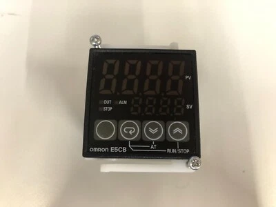 Omron E5CB-R1TC Temperaturregler neuwertig - Bild 1 von 3