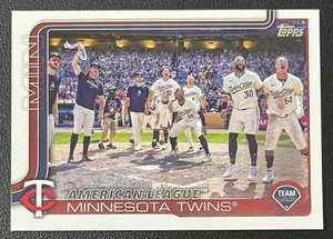 2025 Topps SERIES 2 Minnesota Twins Team Card MLB American League #688 - Picture 1 of 2