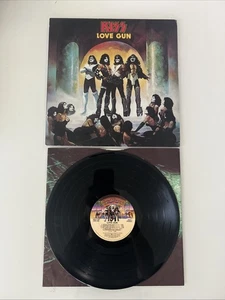 1977 Kiss LP LOVE GUN Casablanca Records NBLP 7057; NO GUN INSERT, NO ORDER FORM - Picture 1 of 14