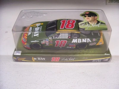 2004 1/24 #18 BOBBY LABONTE MBNA D-DAY WINNERS CIRCLE CHEVY MONTE CARLO - Image 1 of 4