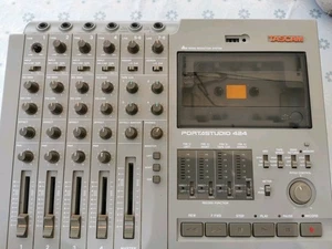 TASCAM 424 MK1 Portastudio 4 Track Recorder Cassette Studio Tape - Picture 1 of 11