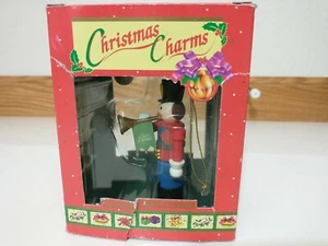 Lustre Fame Matrix Weihnachten Charms Ornament Spielzeug Soldat mit Trompete in Box  - Bild 1 von 9