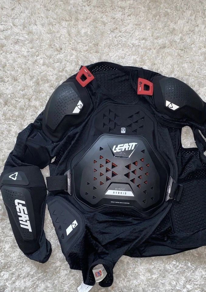 Protector de carrocería Leatt Motocross 3DF AirFit híbrido tamaño grande/X-grande Foto 1 de 4