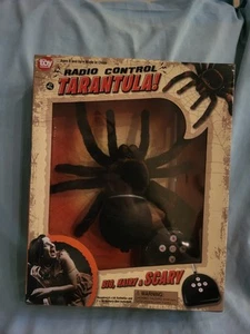 Tarantelspinne ferngesteuerter gruseliger Streich realistisches haariges Spielzeug 10 Zoll Neu Box - Bild 1 von 3