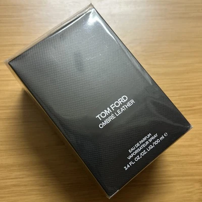 Tom Ford Ombre Cuero Eau de Parfum Spray 3.4 OZ Foto 1 de 4