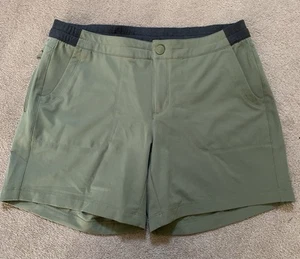 The North Face Shorts Women’s M/M Olive Green Pockets Button Zip Closure - Picture 1 of 12