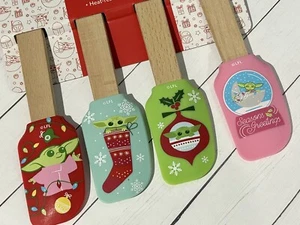 Disney Star Wars Mandalorian Baby Yoda Christmas Silicone Spatula 4 Pack Set NEW - Picture 1 of 7