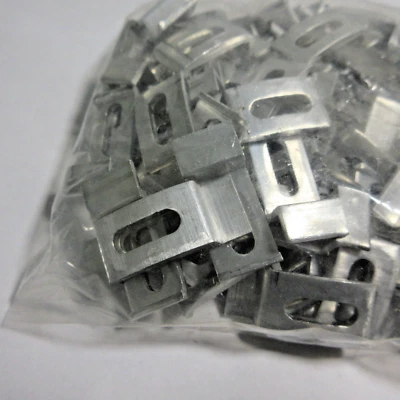20 LOT Silver Storm Screen Porch Door Aluminum Panel Clips - Image 1 of 4