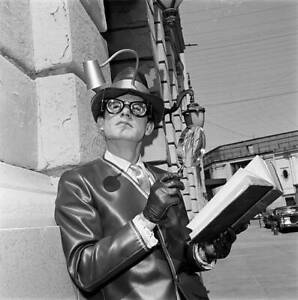 Roddy Mcdowall on Batman The Bookworm Turns 1966 Old Television Photo 6
