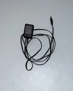 SIL SSC-4W-12US 120017 AC Power Adapter 12V 170mA  - Picture 1 of 2