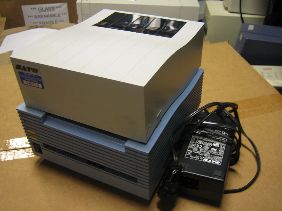 SATO CT400T CT400 EX2 Thermal Barcode Label POS Printer RJ45 Including PSU RJ45 - Bild 1 von 1