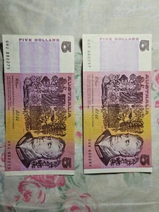 1967 Australian Five Dollars Note($5). - Picture 1 of 2