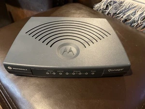 Motorola VT2442-VD Broadband Router + Voice Gateway VoIP Vonage S02 ROUTER  - Picture 1 of 3