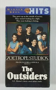 The Outsiders VHS 1983 Warner Tom Cruise Patrick Swayze Rob Lowe Estevez Sealed - Picture 1 of 3