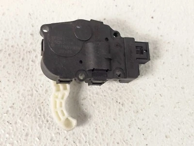 17-23 JAGUAR F-PACE XE HVAC ACTUADOR DE AIRE CAJA DE ADMISIÓN AJUSTE CONTROL MOTOR OEM Foto 1 de 4