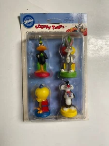 VTG Looney Toons Cake Topper- Daffy, Buggs Tweedy, Sylvester- Wilton 1994 - Picture 1 of 3