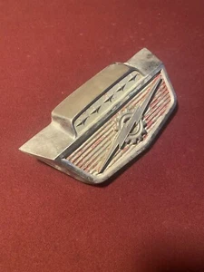 61 62 63 64 65 66 Ford F-100 Hood Badge Emblem Ornament F100 OEM FoMoCo Pickup - Bild 1 von 4