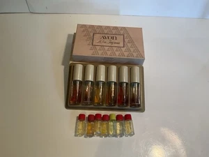 Vintage Collectable Avon Fragrances Demonstrator Perfumes Samples Box - Picture 1 of 8