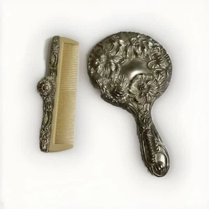 Vintage Jugendstil versilberter Handspiegel Kamm Repousse mit erhabener Blume - Bild 1 von 7